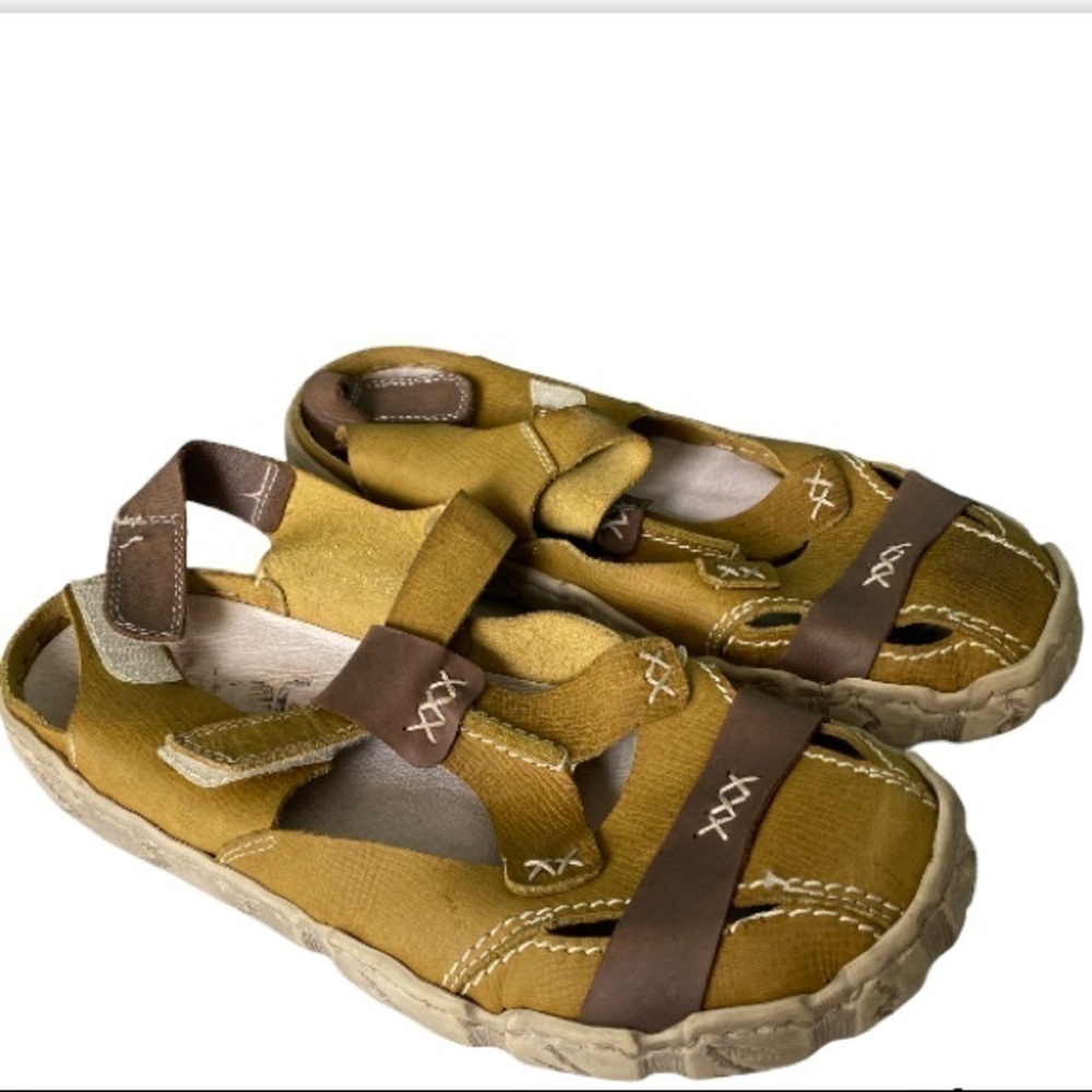 rieker Closed Toe Sandals Mustard Womens Size 6 Eur 36